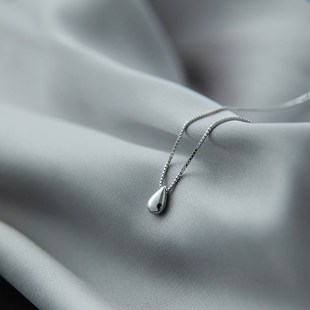Mermaid tear drop necklace online celebrity temperament South Korea chic simple student ins cold wind clavicle chain female wholesale