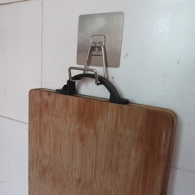 Punch-free Stainless Steel Kitchen Chopping Board Rack Strong Seamless Wall Hanging Kitchen and Bathroom Storage Rack Multi-functional Chopping Board Hook
