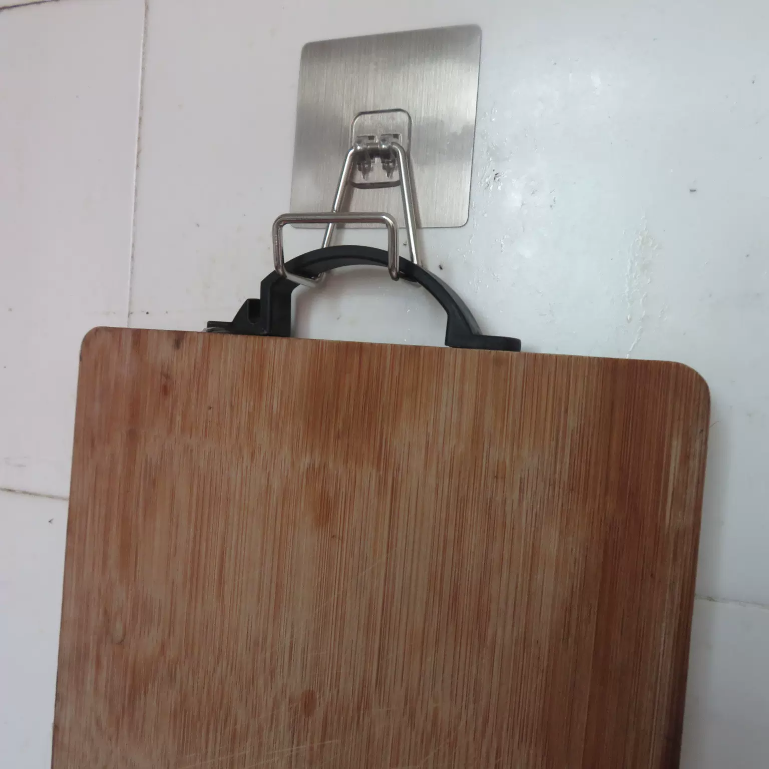 无痕强力粘胶不锈钢菜板架多功能厨房挂钩壁挂收纳强力免钉菜板钩