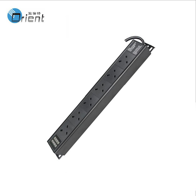 供应英式 6位带电流电压显示 PDU电源分配BS1363 45度外贸出口