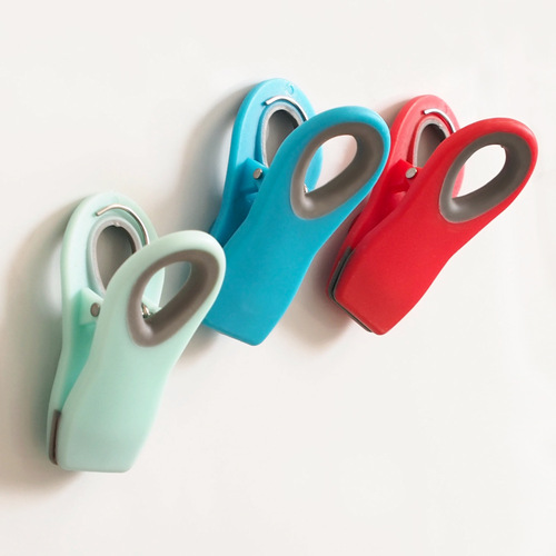 Creative magnetic sealing clip plastic snack bag sealing clip food preservation sealing clip plastic bag moisture-proof clip
