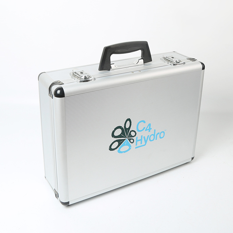 时尚美观横纹面板铝合金电子设备箱金属环保工具箱带隔板内衬