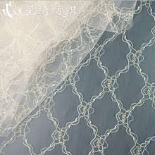 ���Ứ�W���p����ܛ�����θ��z�W�۲�Ů�bͯ�bƴ���ٽz����