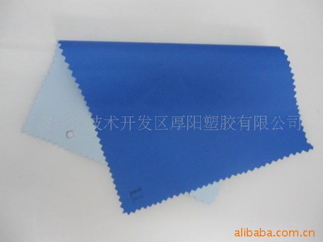 厂家直销现货供应190T涤塔夫涂层PU 雨衣PU布料水压3000+