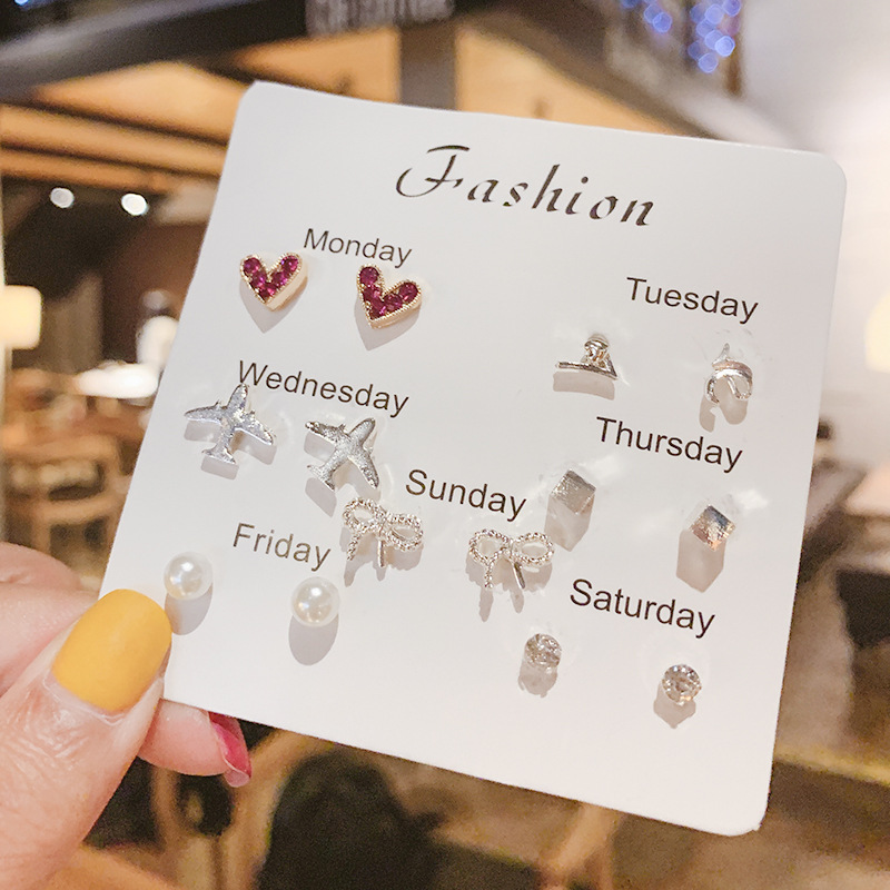 Pendientes de moda de estilo coreano pendientes simples para mujeres ins pendientes elegantes de celebridades de Internet Corea del Sur lindos pendientes de aleación fresca