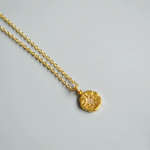 Цепочка с круглой монетой и звездой из циркония латунь 18K