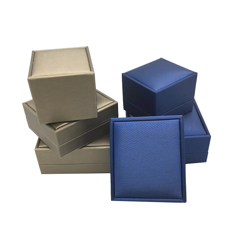 拉丝皮首饰盒珠宝翡翠戒指礼盒玉手镯吊坠盒项链耳饰品包装盒玉器