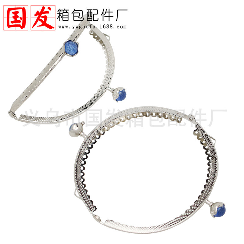 10.5CM semicircular encaje en relieve cabeza de loto de coral oro plateado 10 colores opcionales 0167 - YS