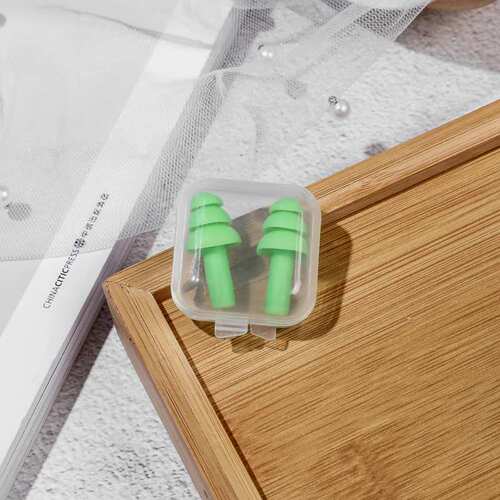 Manufacturer's Christmas tree-shaped noise-blocking swimming soundproof earplugs, floating diving learning noise-reducing silicone earplugs