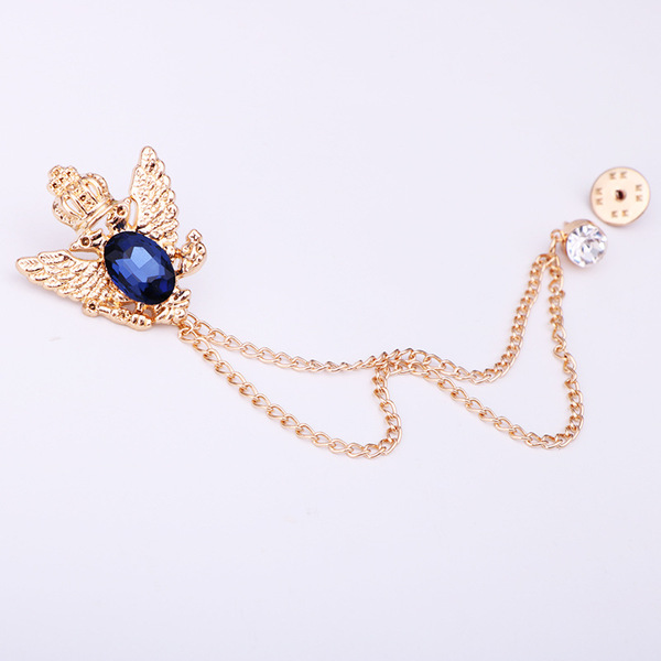 retro brooch