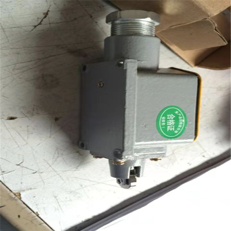 百丰KHXC24柱塞式行程开关KHXC24直通行程开关KHXC24行程传感器
