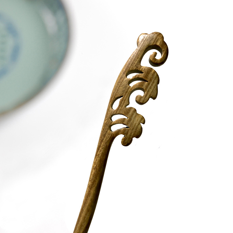 Mai Mang Green Sandalwood