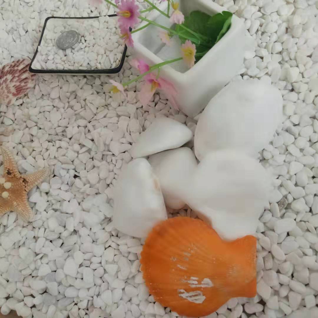 供应白色鹅卵石园艺造景装饰抛光雨花石 铺路工程水池垫底彩石子