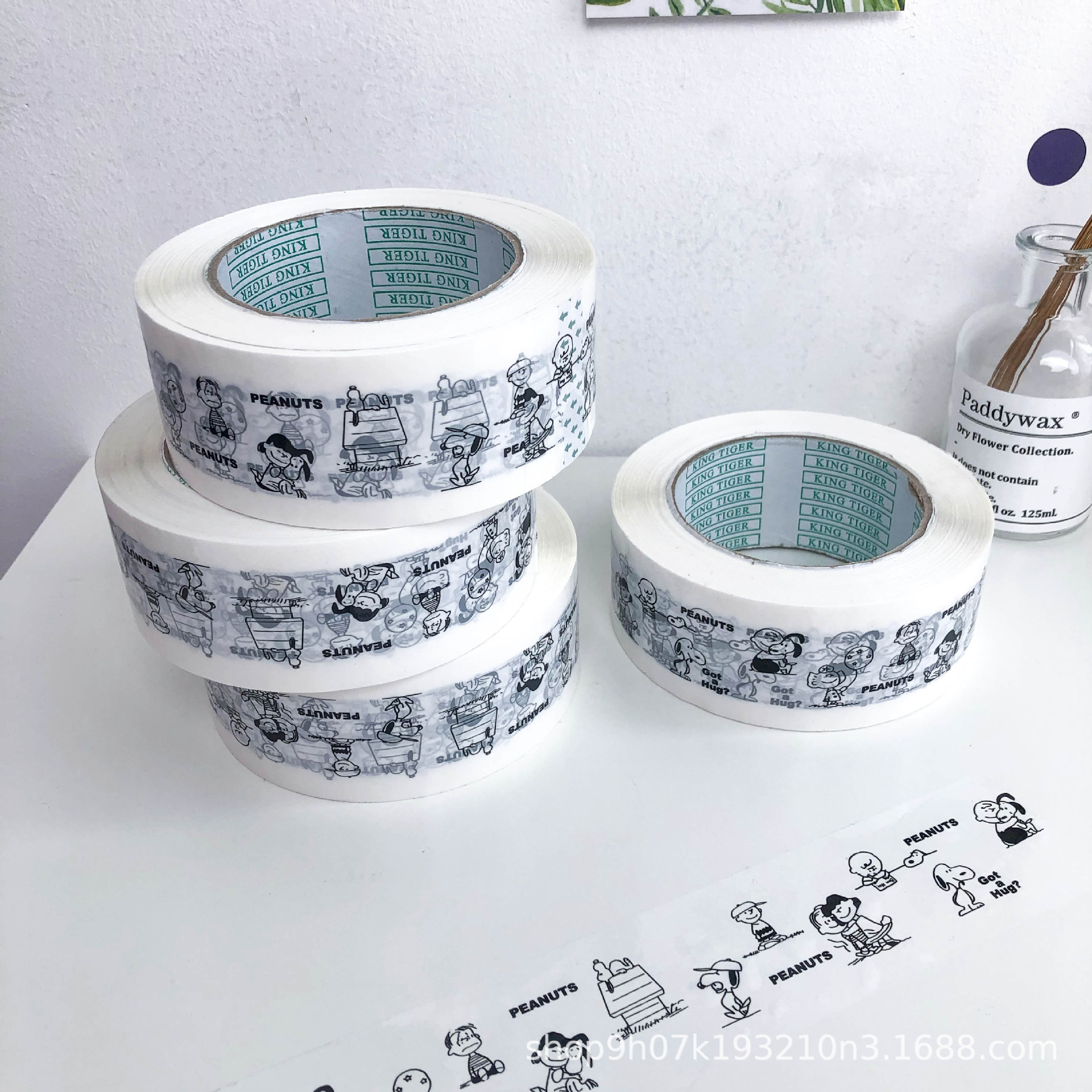 100m Snoopy tape cute cartoon ins express packaging sealing large tape hand account material decorative tape