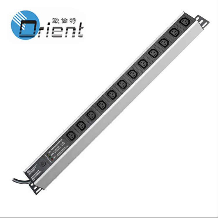 供应12位C13带过载保护装置PDU网络机柜插座东莞欧伦特厂家