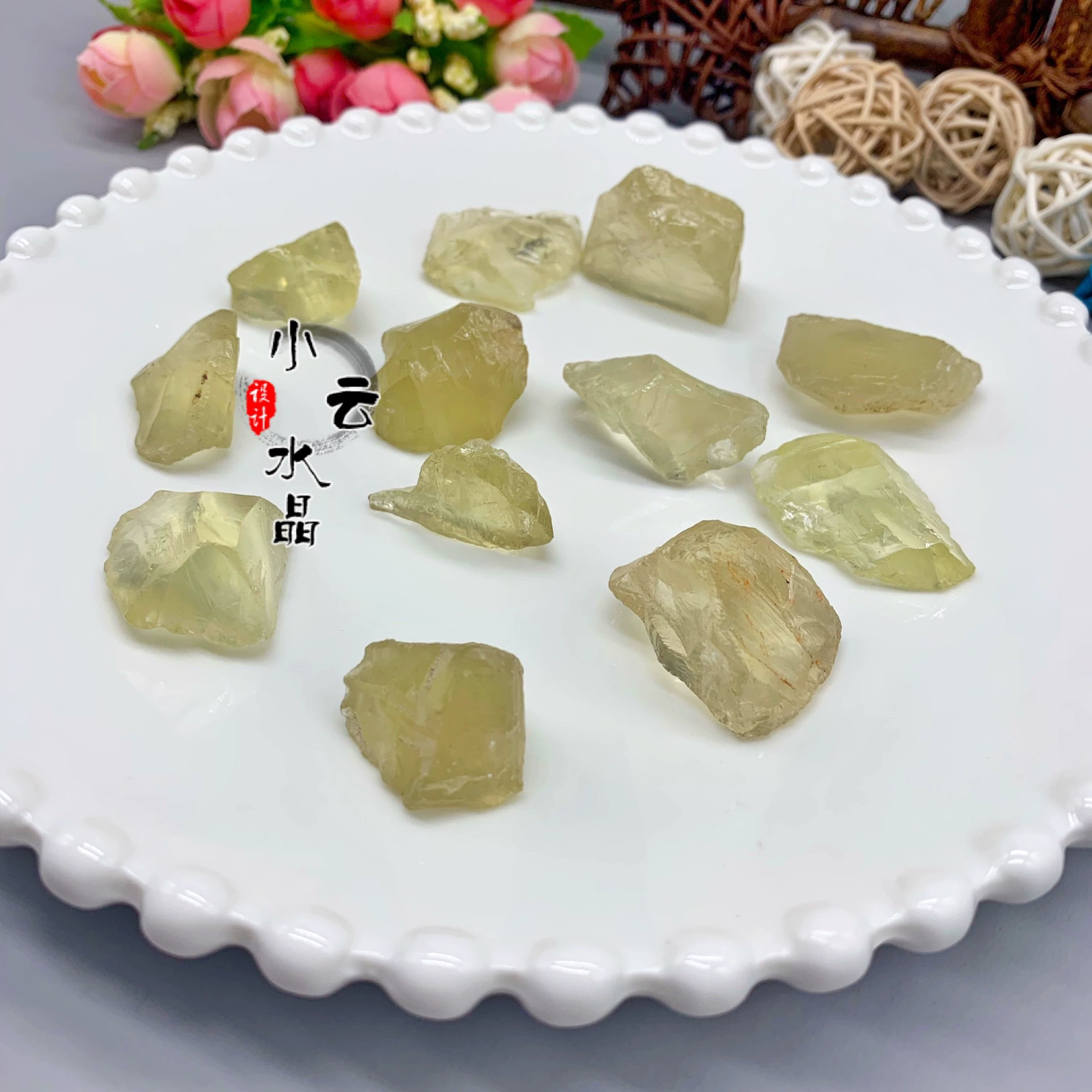  Natural ore, carved nail decoration, direct factory sales