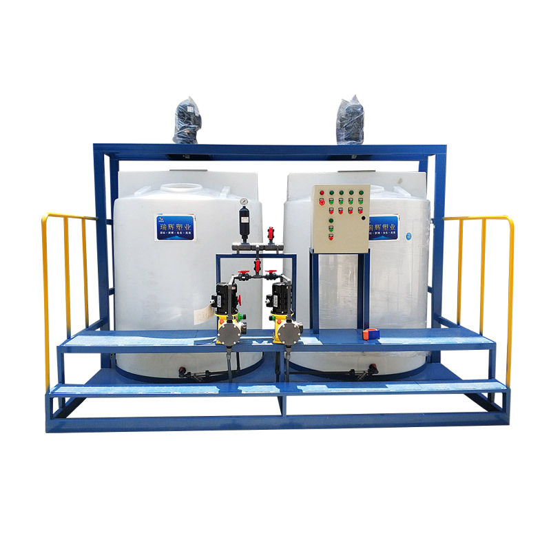 张家口2吨塑料搅拌桶 2吨防冻液搅拌罐 2000L水处理自动加药装置