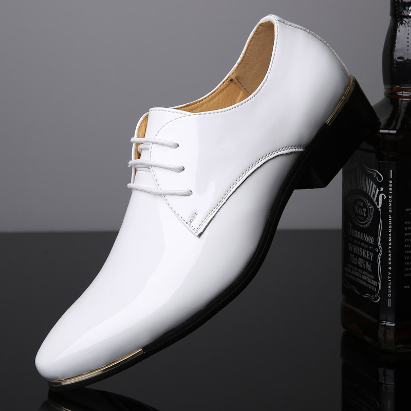 2024 New Men's Leather Shoes Patent Leather Casual Business Shoes White Formal Leather Shoes Low Heel Men's Fashion Business Leather Shoes 2024 New Men's Leather Shoes Patent Leather Casual Business Shoes White Formal Leather Shoes Low Heel Men's Fashion Business Leather Shoes