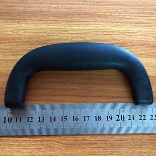 Plastic imitation leather sun-dried litchi pattern one-time molding arm-in-arm environmental protection new material simple and convenient plastic handle