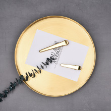 ��ɫ�A�бPins�L���P�ֱ߅�A��ˮ���ռ{�P���yƷ�бP�c�Ĳ�P��