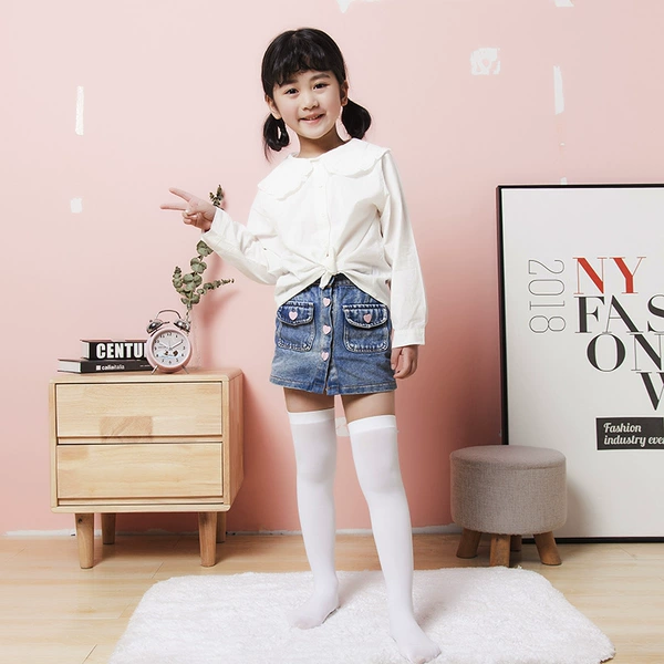 White colored knee socks, velvet swan