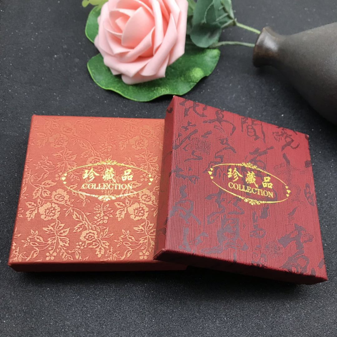 首饰盒珠宝红麻珍藏品大量批发吊坠盒手镯盒手串盒