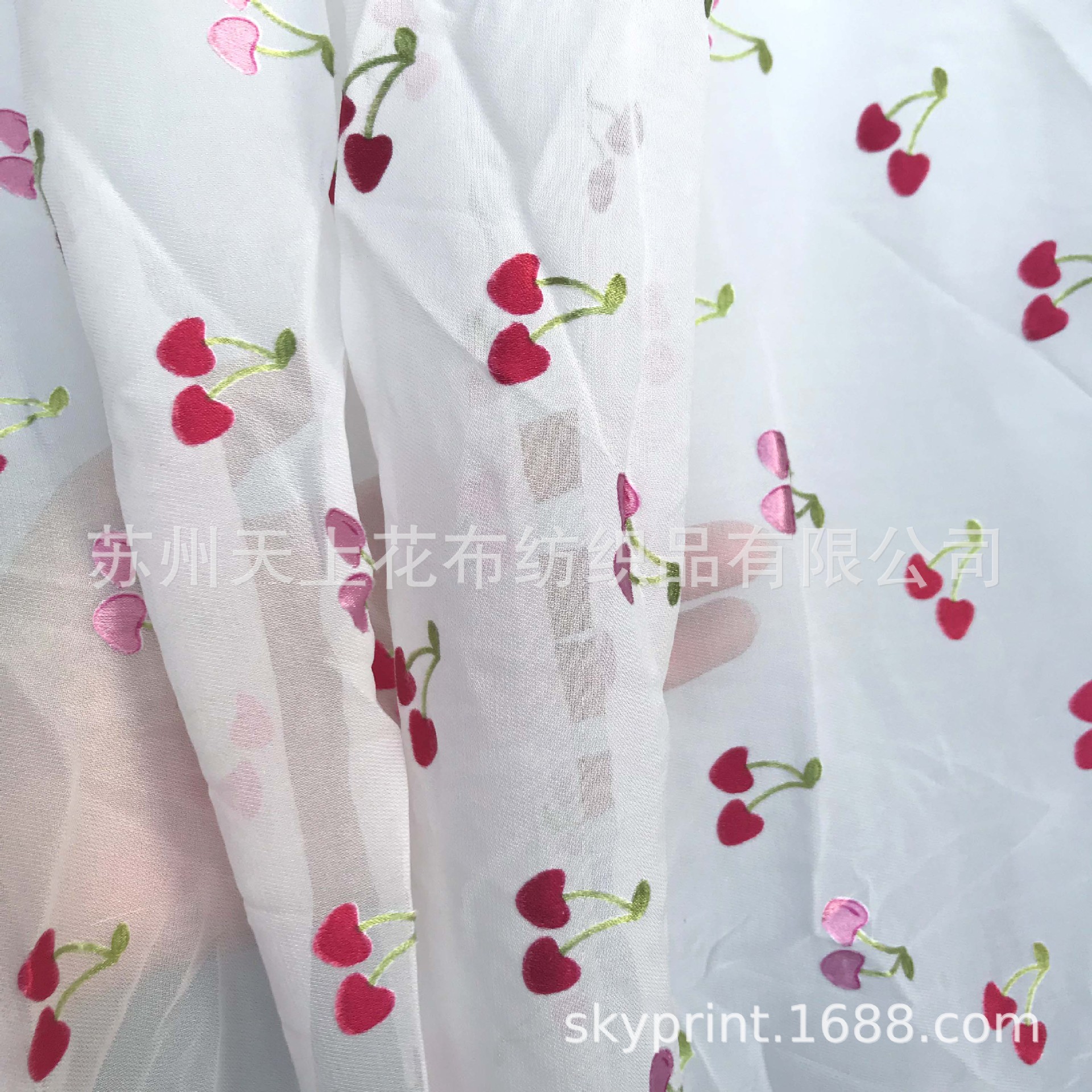 蚕丝烂花绡剪花绡锦粘烂花绡涤粘烂花绡烧花绒三合一烂花绡交货快