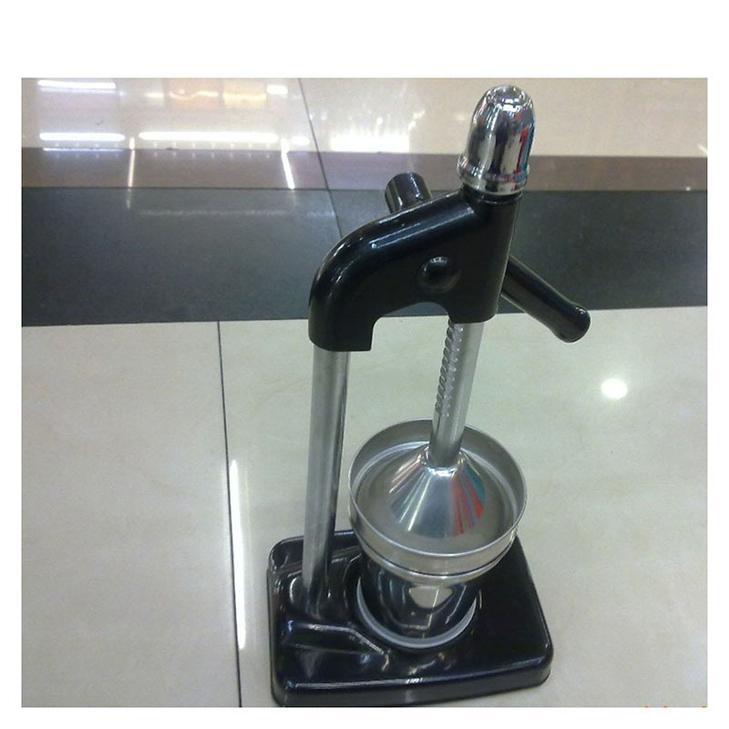 Suministro directo de fábrica moderno simple cerdo hierro exprimidor manual al por mayor en stock Jiatong exprimidor