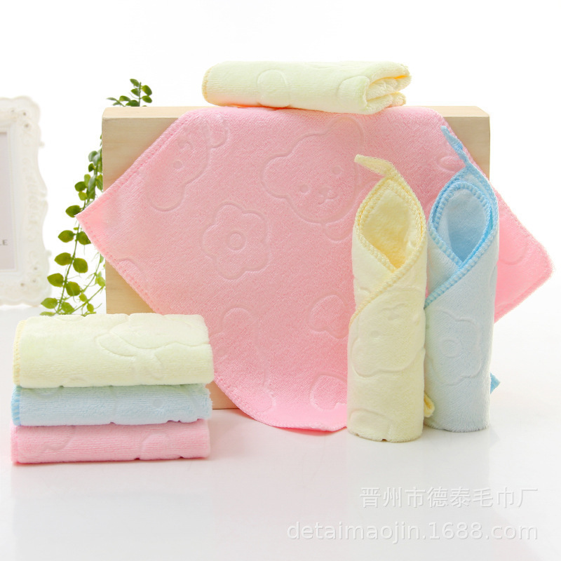 Microfiber embossed bear 25*25 square kindergarten baby towel hanging towel handkerchief printed towel