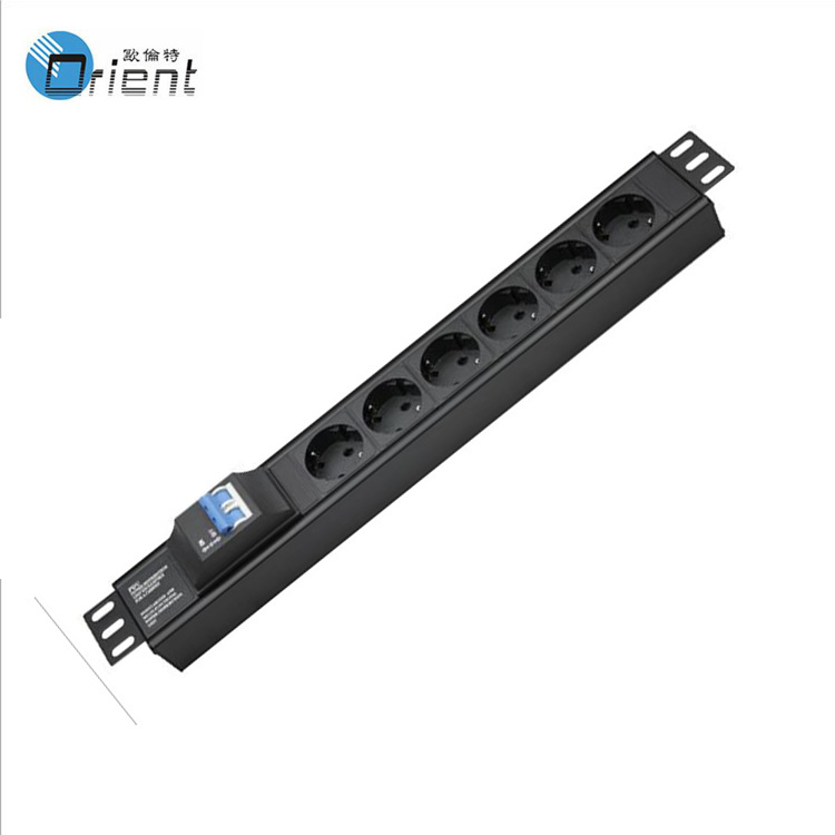 供应德式6插位19英寸 PDU机柜插座带空气开关东莞欧伦特厂家生产