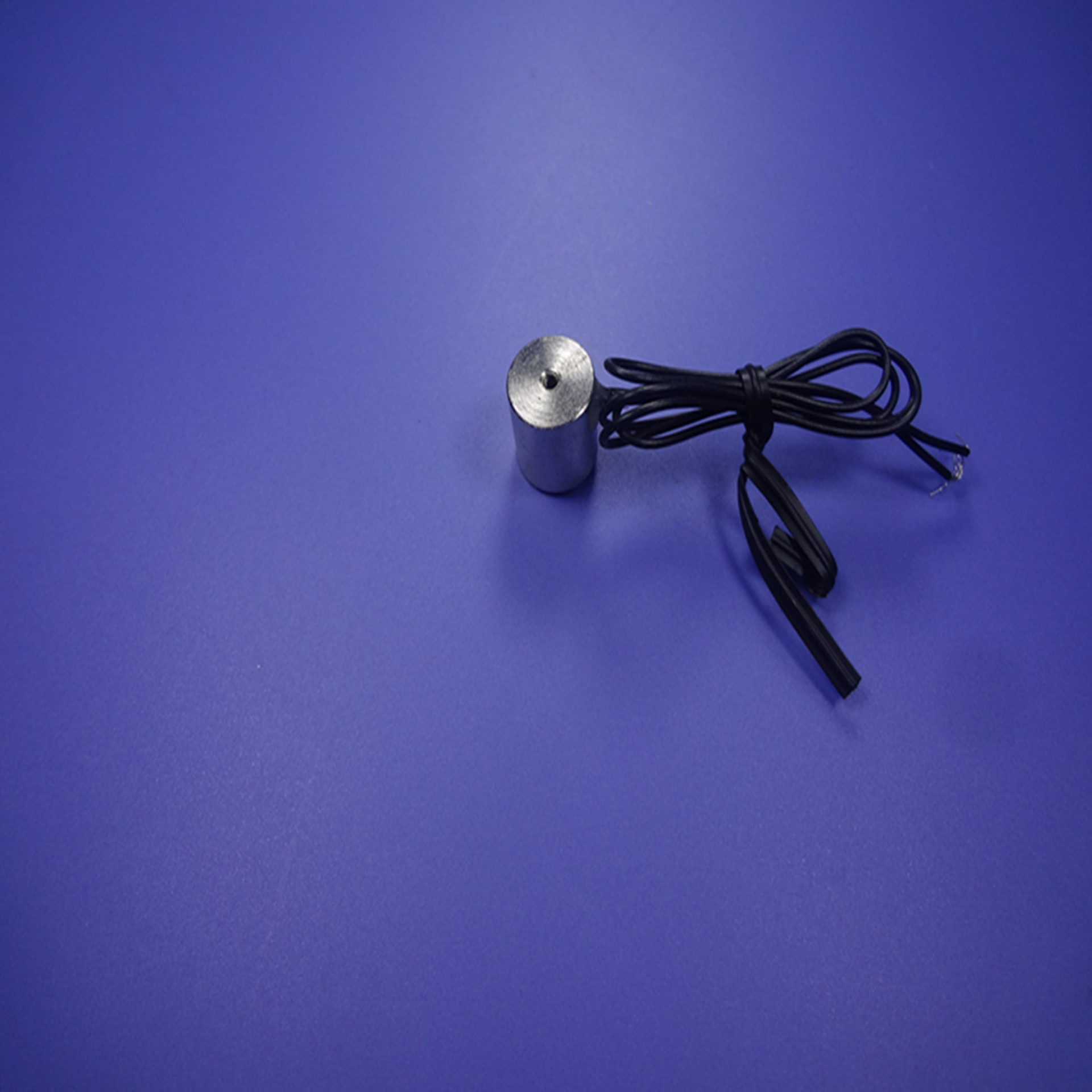 微型吸盘电磁铁 直径10MM 高度10MM P10/10 小型吸盘电磁铁磁性
