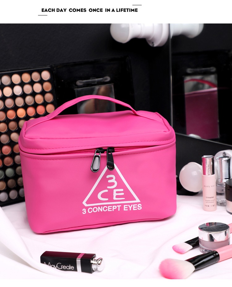 3CE 휴대용 화장품 가방 로즈 레드