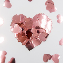3cm��Y������м�����Ɍ��W��������ǐ�����ʼ�м����confetti
