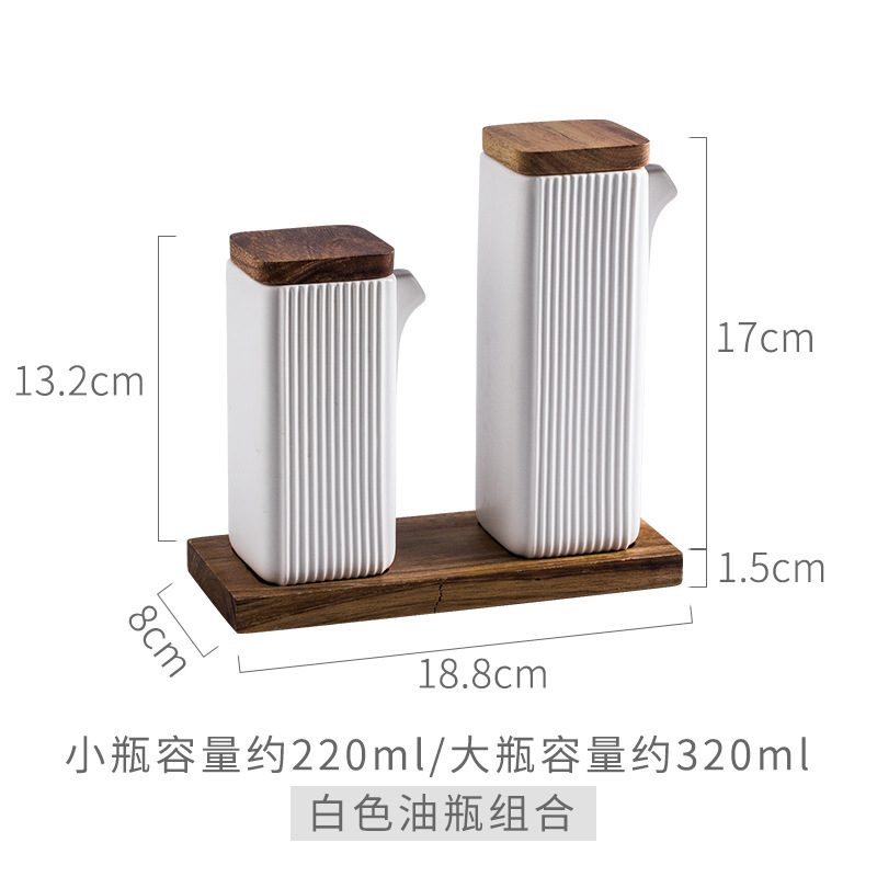 Creativo simple cuadrado recto grano condimento botella cocina suministros de dos piezas aceite vinagre olla cerámica condimento botella traje de madera bandeja