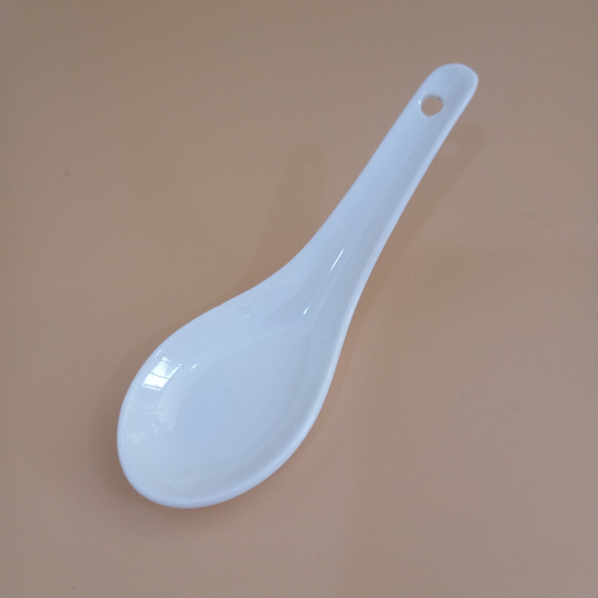 Cuchara de cerámica blanca pura para hoteles, cuchara para sopa, cuchara para arroz, cuchara de cisne con mango largo, vajilla diaria, cuchara para nido de pájaro