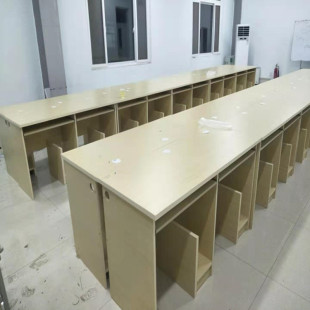 Wholesale Supply of Simple Office Staff Desks, Employee Desks, Training Desks, Double Computer Desks, Simple Office Desks
