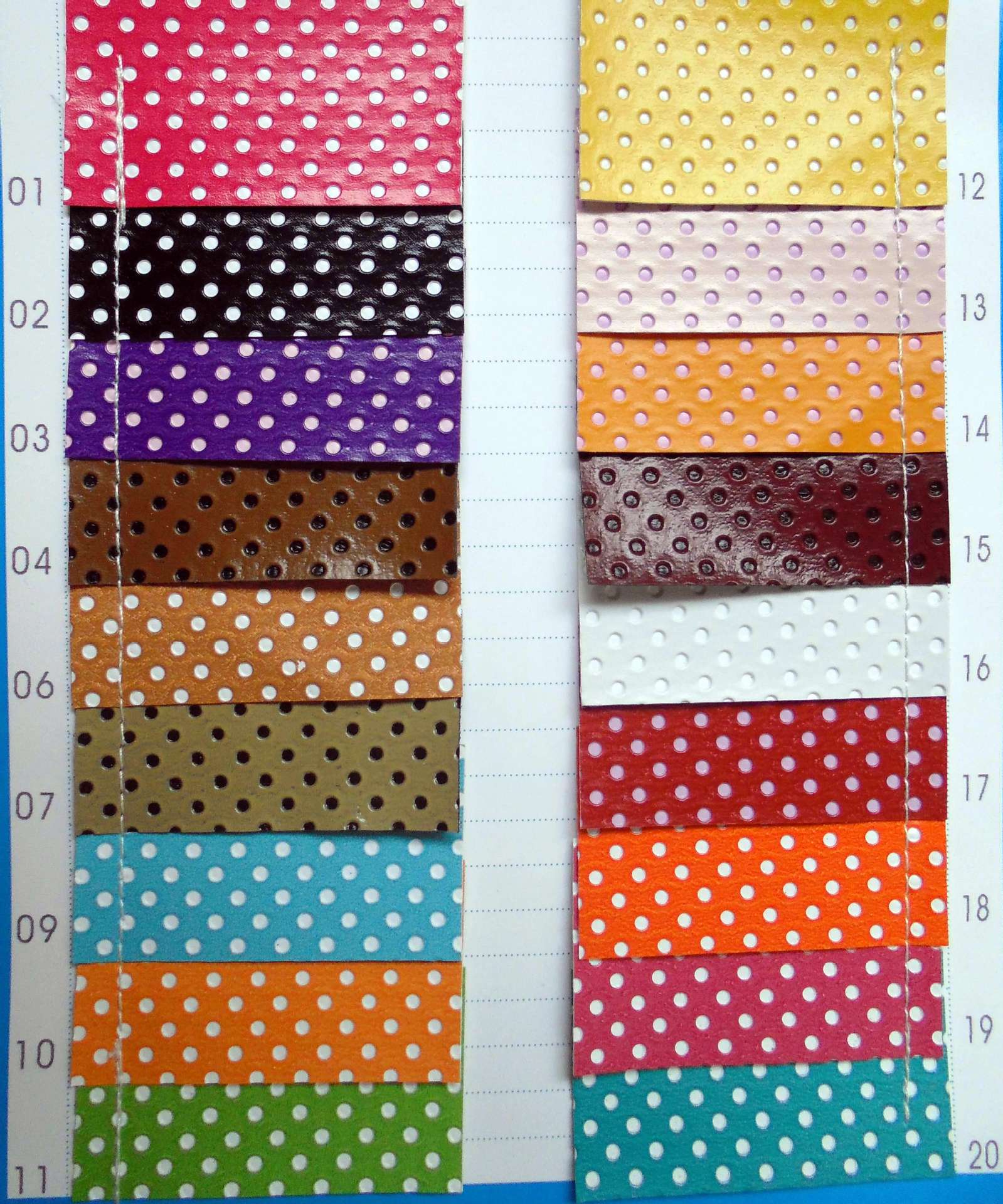 PVC皮革 圆点纹 冲孔 半冲孔 洞洞纹皮革 箱包 眼镜盒皮革