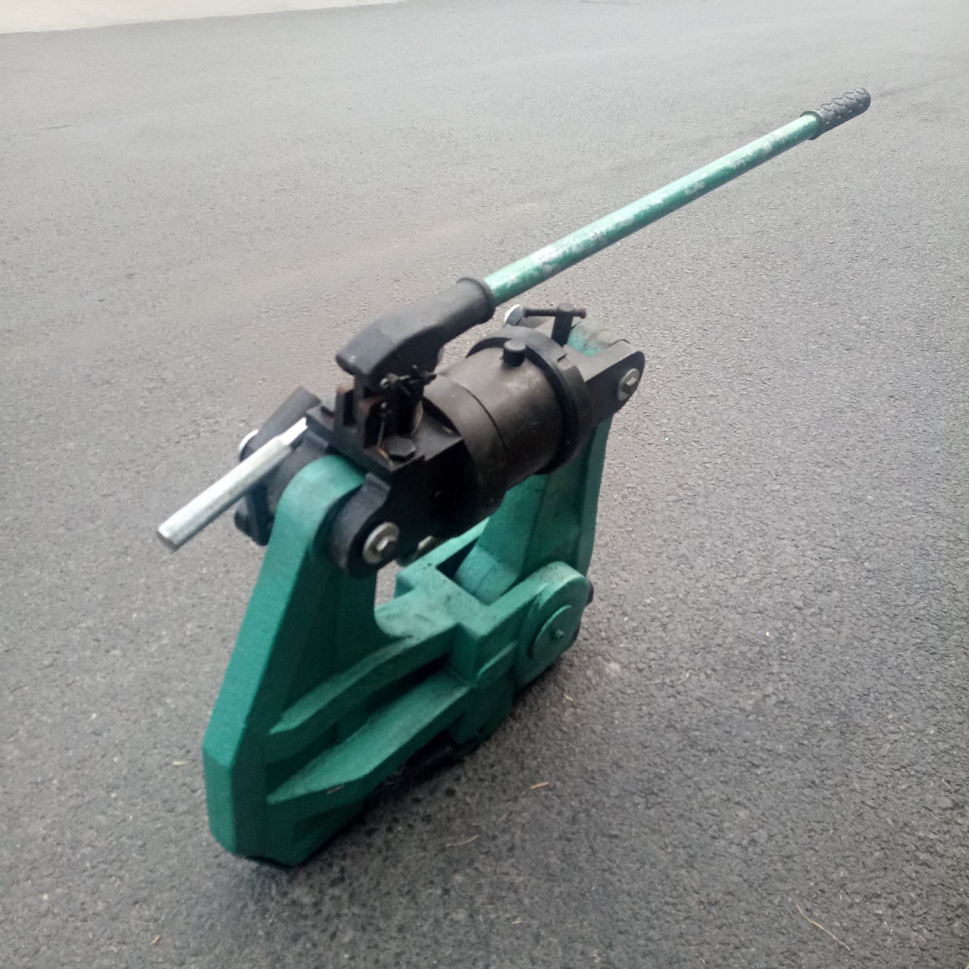 供应KKY-1050液压钢轨挤孔机  钢轨液压开孔器 钢轨挤孔机介绍