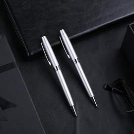 圆珠笔中油笔;库存办公用品;木盒