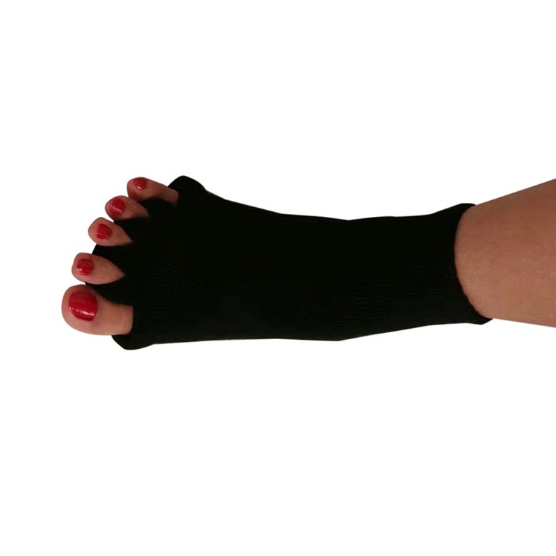 Black-five-finger socks