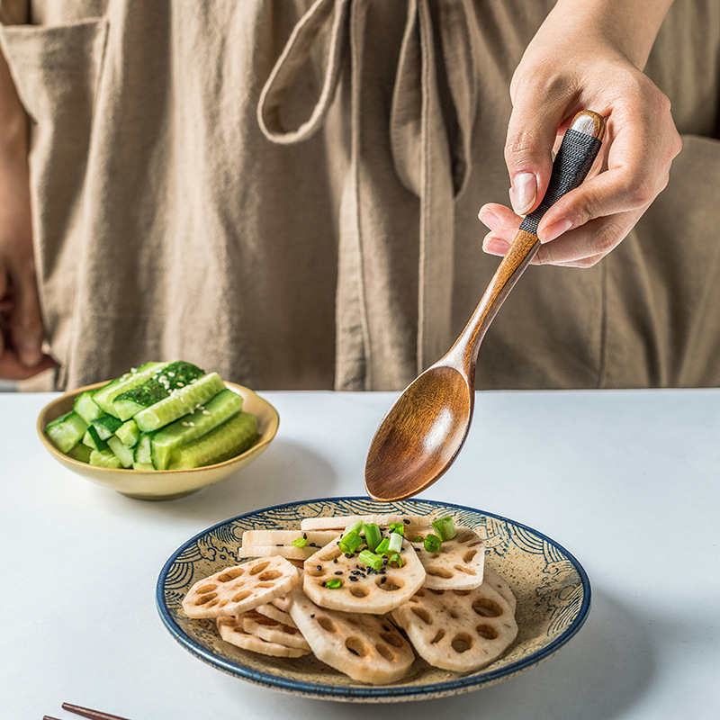 Haya nanmu portátil para viajes al aire libre vajilla de madera al por mayor palillos japoneses cuchara de madera juego de almacenamiento para estudiantes de primaria