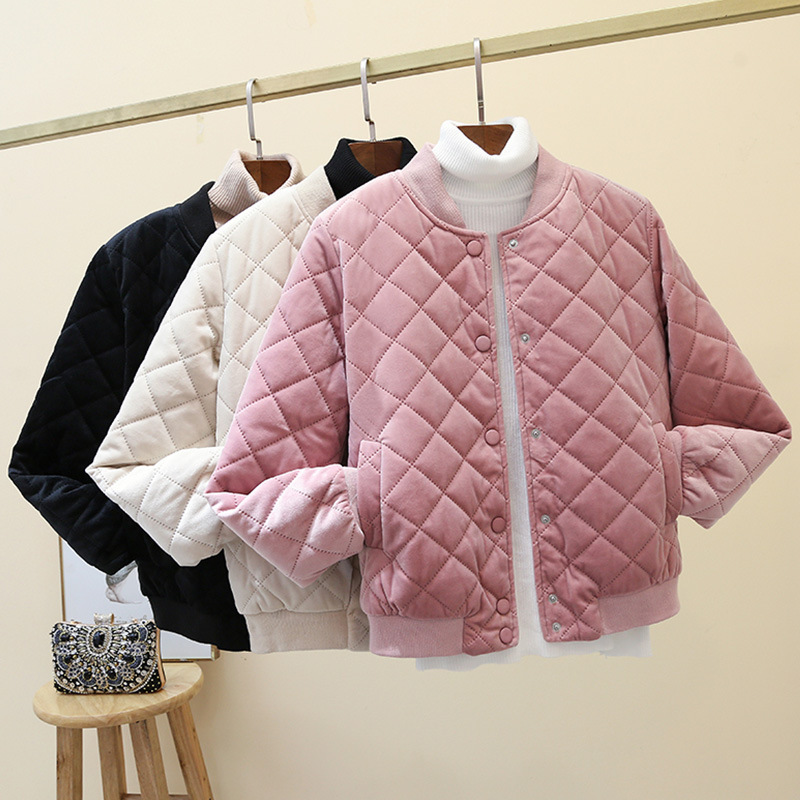 Chaqueta de béisbol acolchada de algodón estilo coreano para mujer, invierno 2025, corta, estilo Harajuku, de terciopelo dorado grueso.