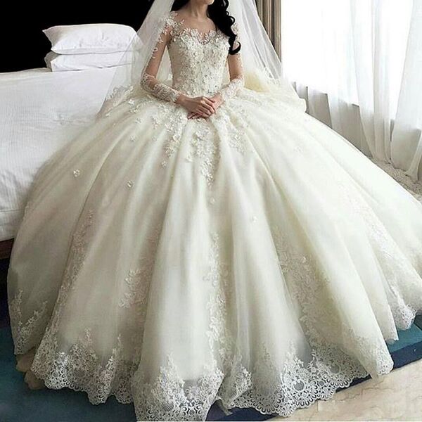 lace wedding dress