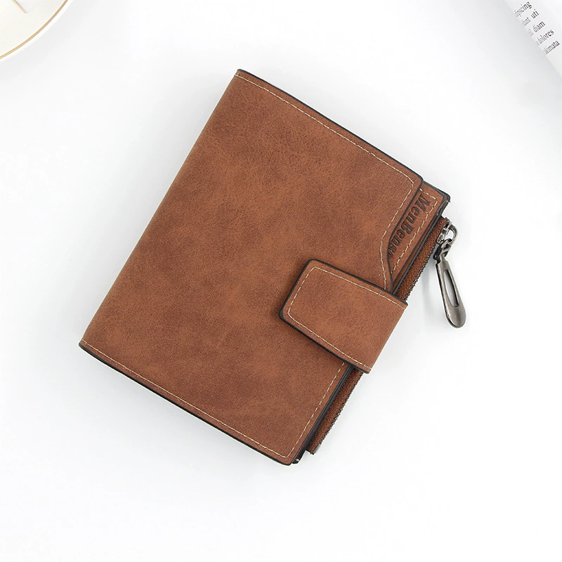 Short capacious matte wallet with zipper