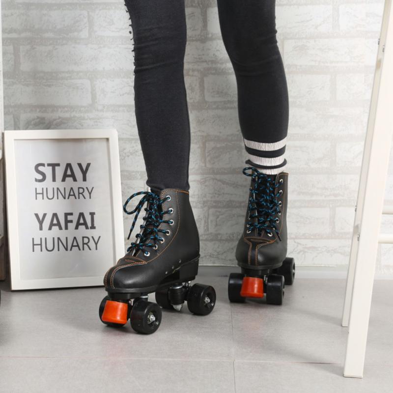 Nuevos zapatos de patinaje de doble fila zapatos de patinaje patines adultos hombres y mujeres zapatos de patinaje de doble fila flash de cuatro ruedas transfronterizo