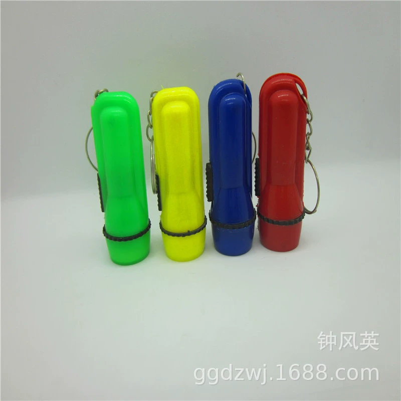 Светодиодный маленький фонарик 558 оптовые практические подарки один юань магазин детских светящихся игрушек