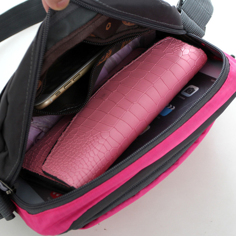Bolso Crossbody para Mujer de Nylon Impermeable image 4