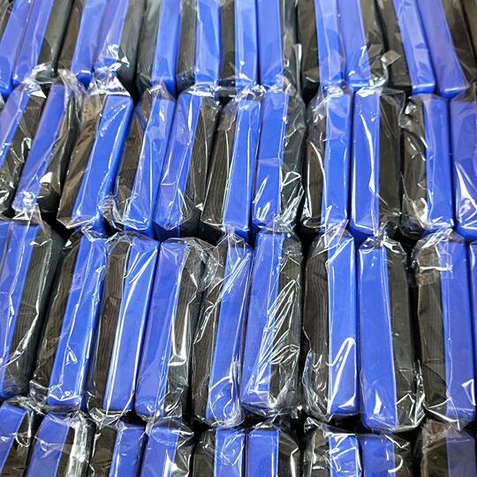 Blackboard eraser whiteboard eraser plastic shell thickened flannel whiteboard eraser magnetic