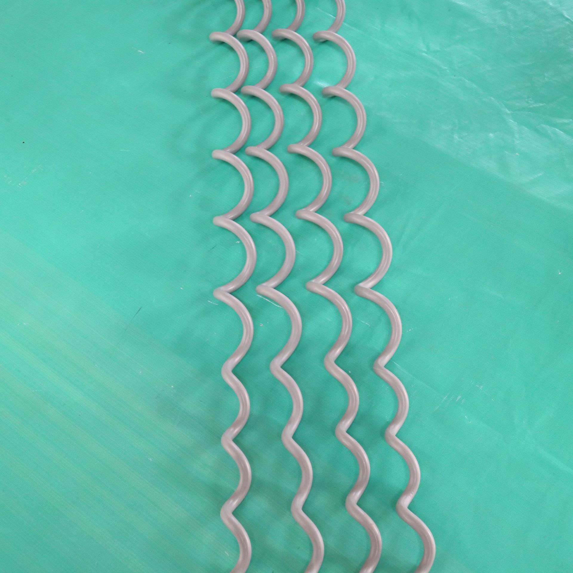 FL防震鞭 ADSS防震鞭 绝缘光缆防震鞭 螺旋减震器 曲阜鲁电