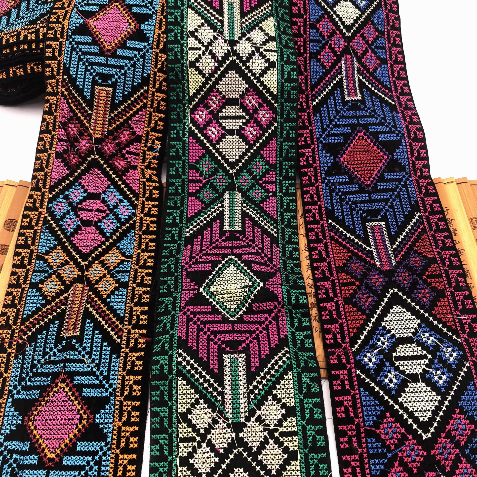 复古民族风刺绣条码花边 鞋材箱包服装装饰辅料 十字绣花边批发